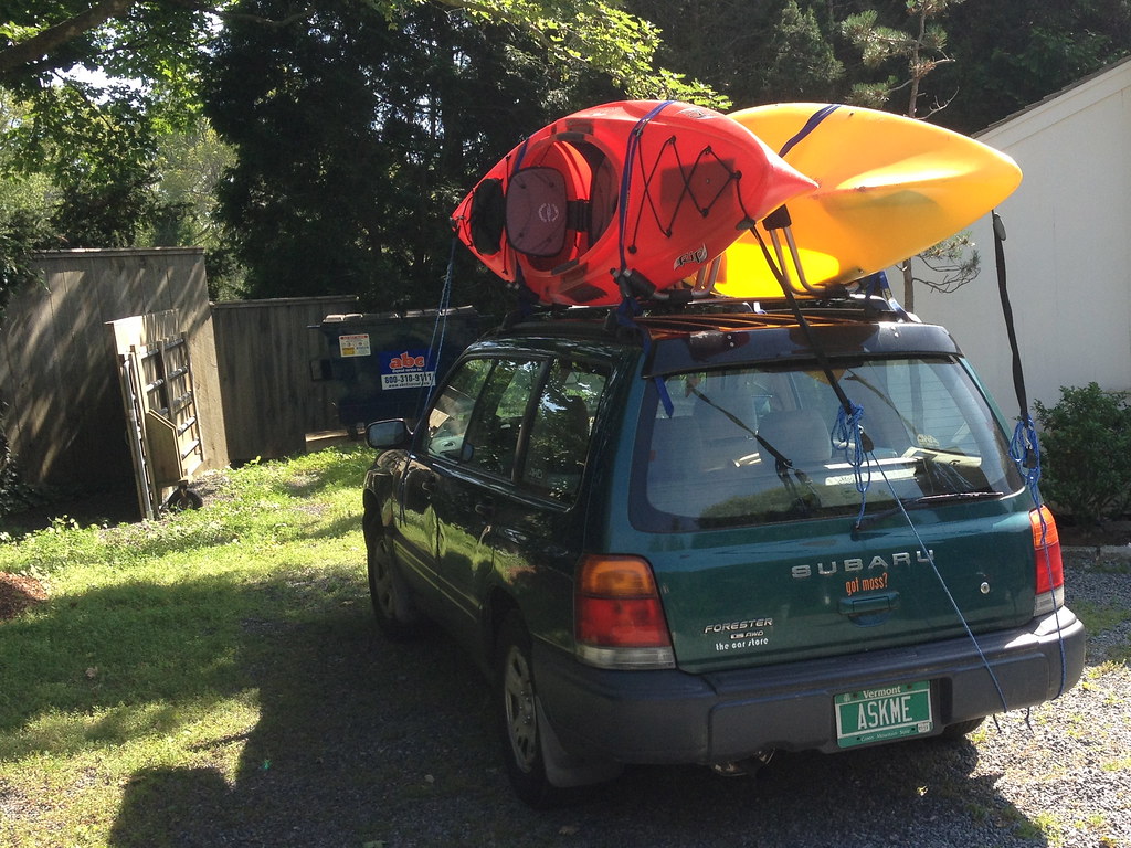 How to secure 2 kayaks to roof rack sale